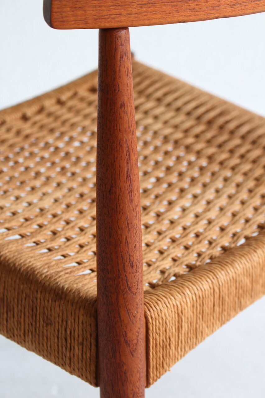 ARNE HOVMAND OLSEN / DINING CHAIR