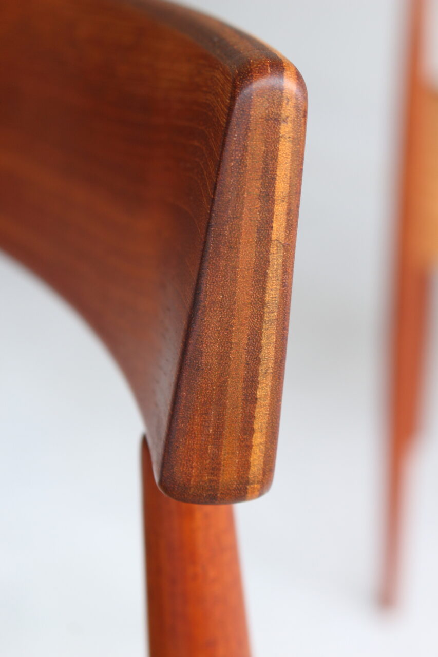 ARNE HOVMAND OLSEN / DINING CHAIR