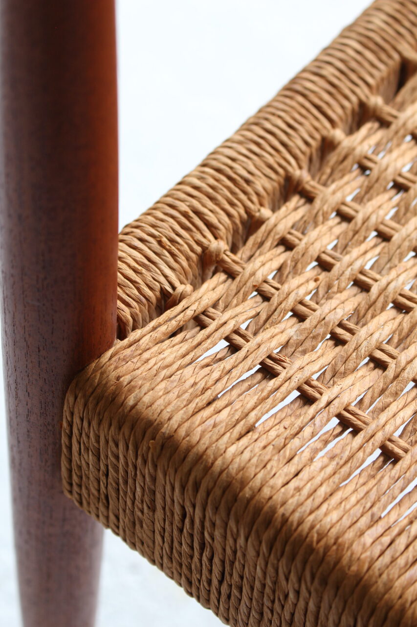 ARNE HOVMAND OLSEN / DINING CHAIR