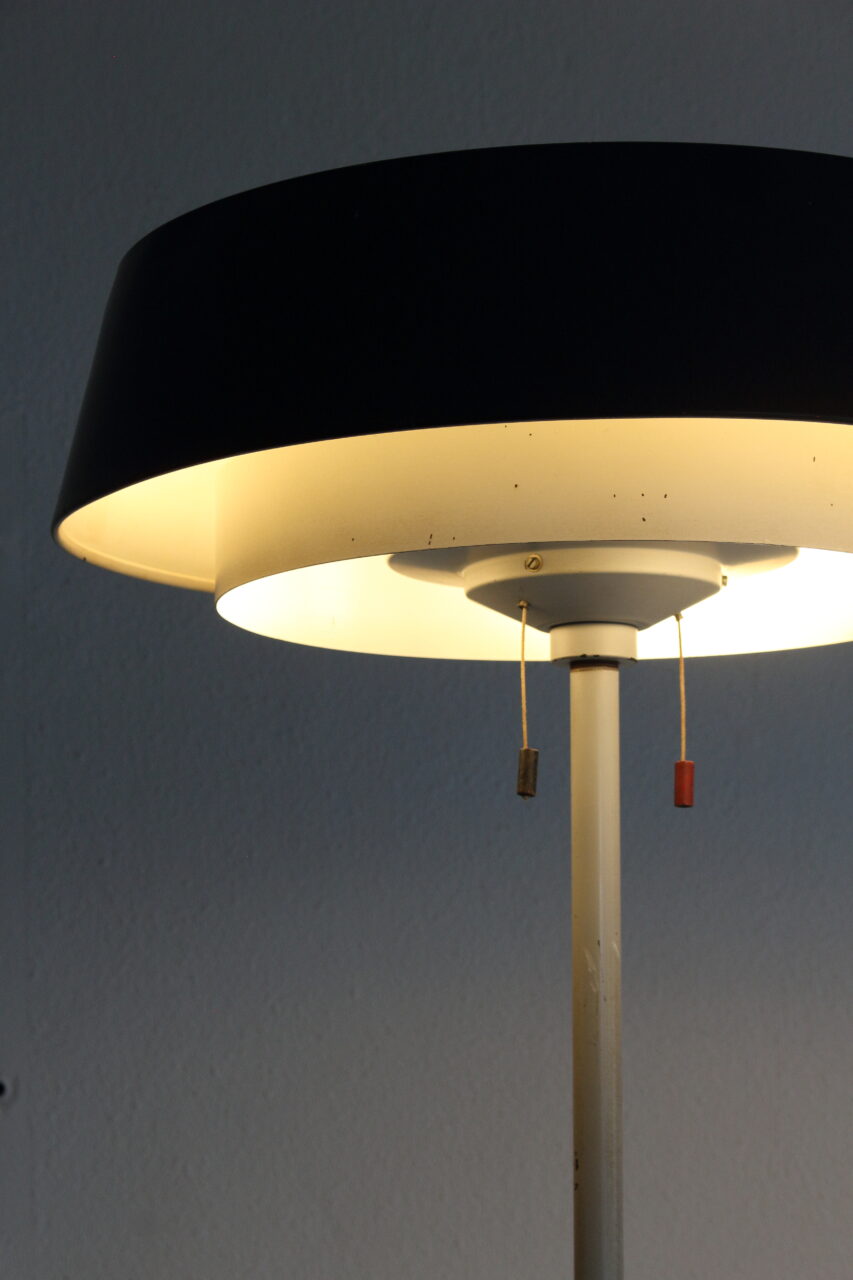 NIEK HIEMSTRA / ST7128 FLOOR LAMP