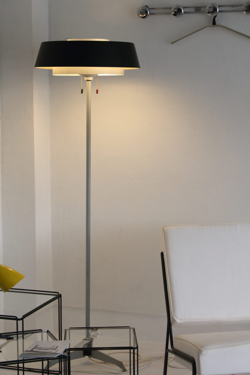NIEK HIEMSTRA / ST7128 FLOOR LAMP