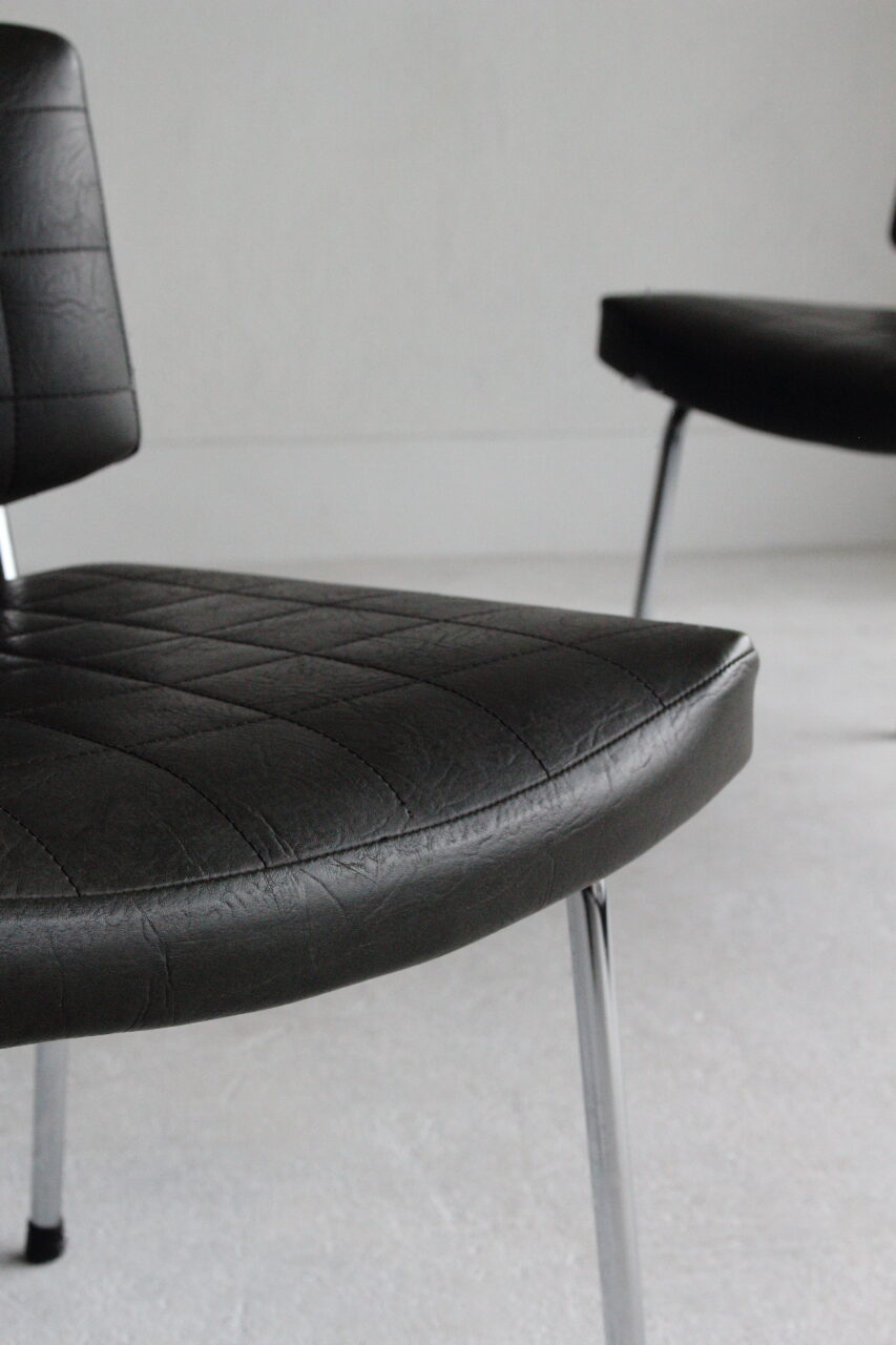 PIERRE GUARICHE / CONSEIL CHAIR