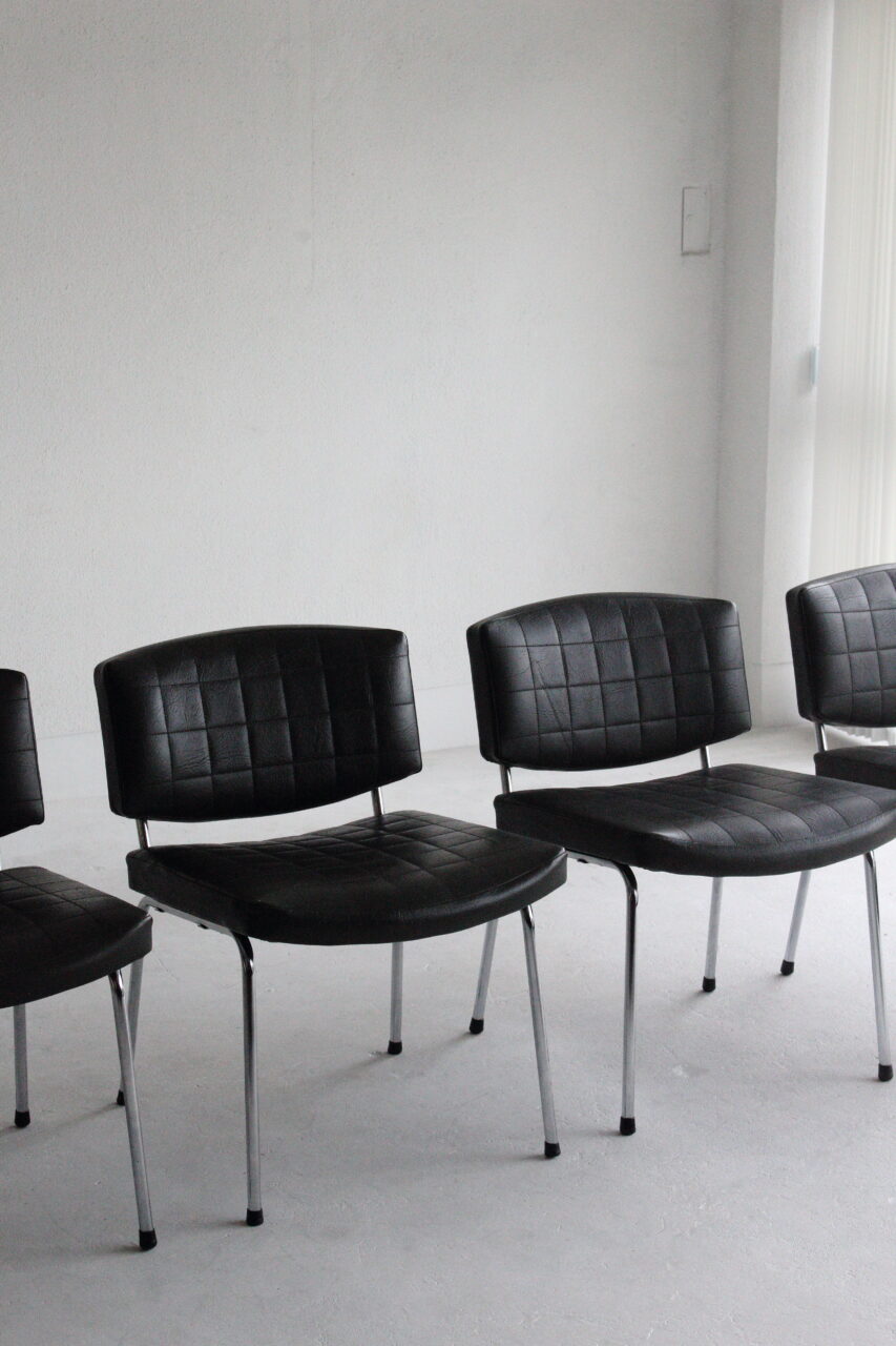 PIERRE GUARICHE / CONSEIL CHAIR