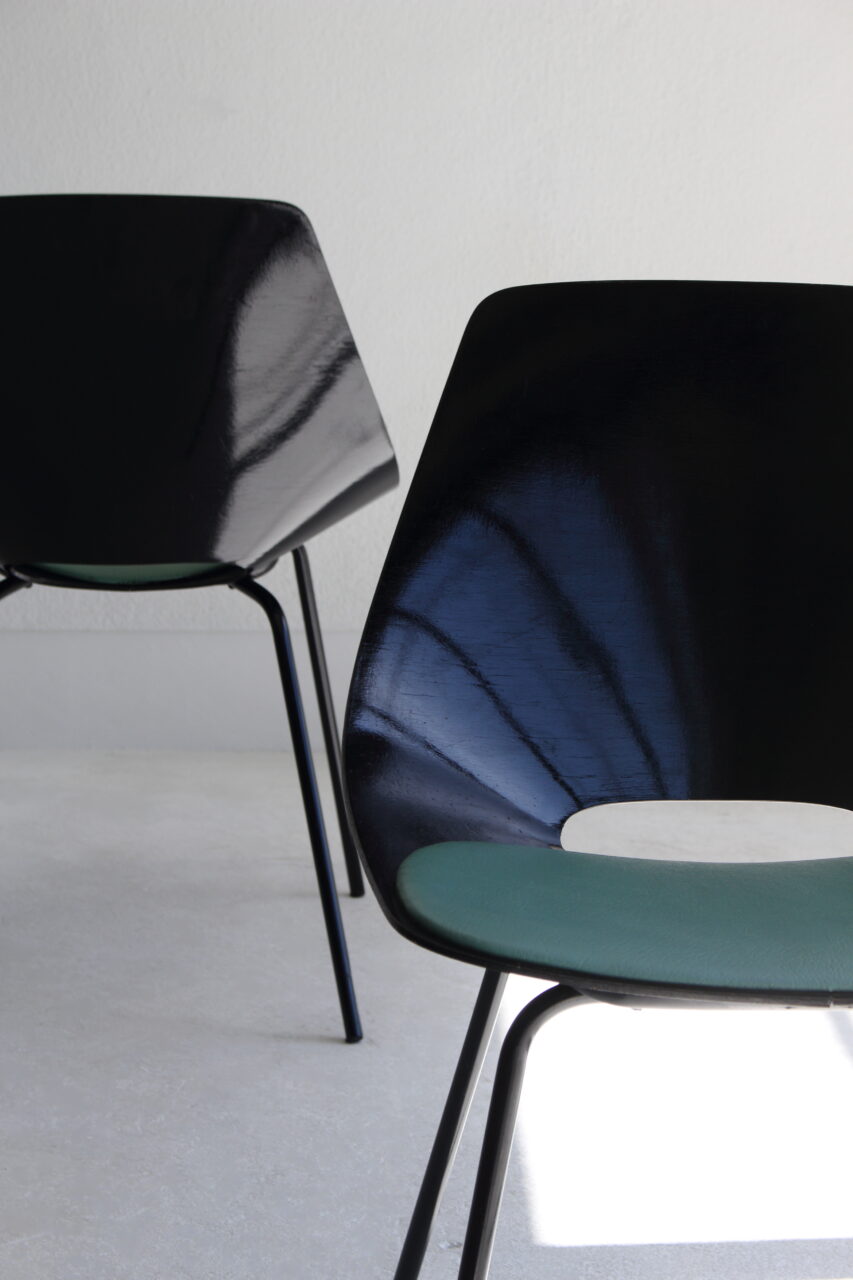 PIERRE GUARICHE / TONNEAU CHAIR