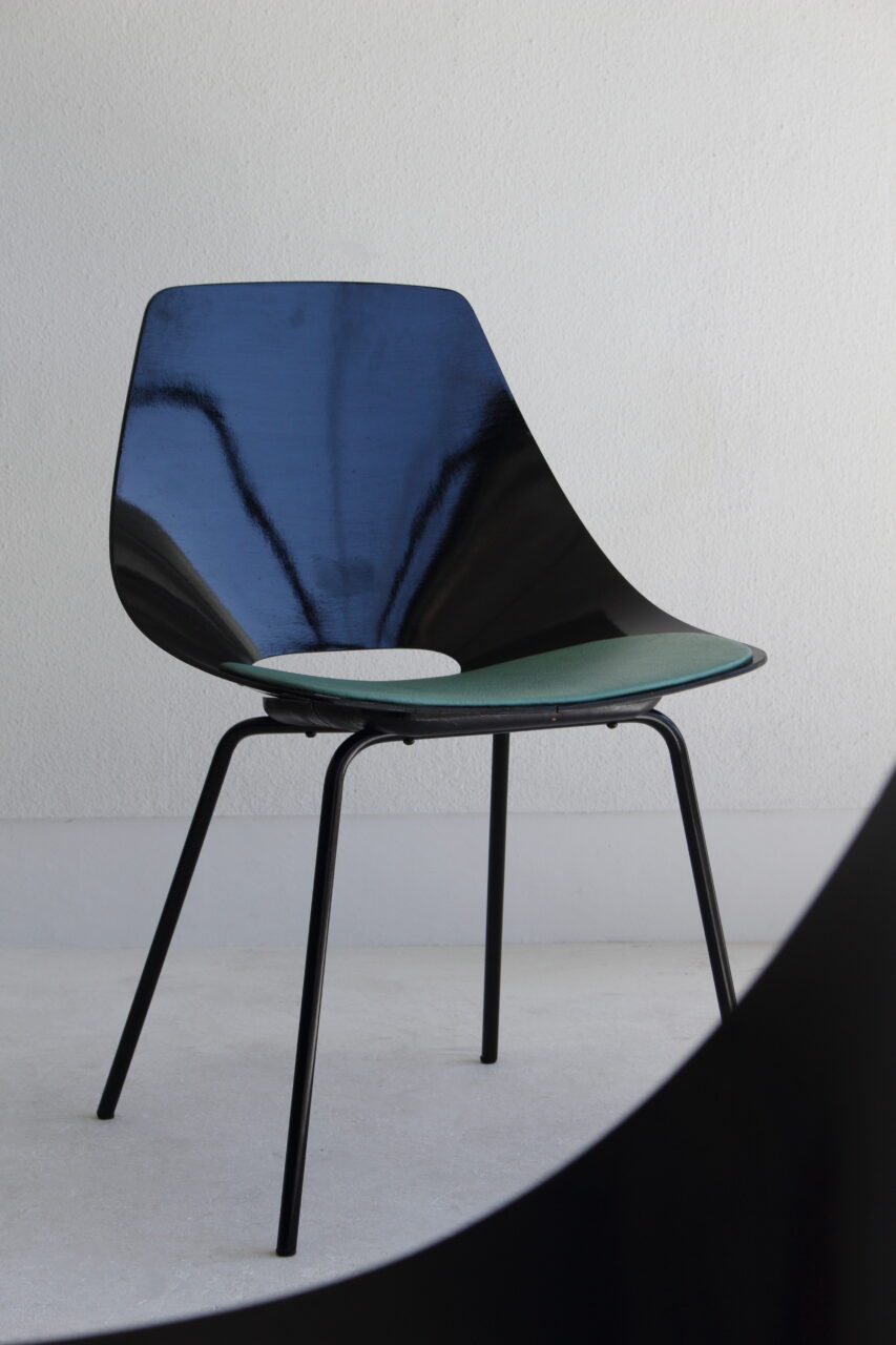 PIERRE GUARICHE / TONNEAU CHAIR