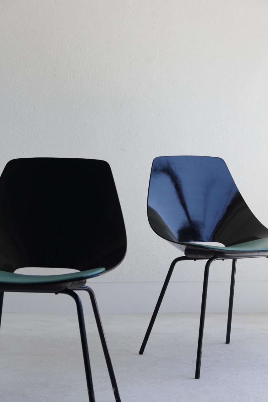PIERRE GUARICHE / TONNEAU CHAIR