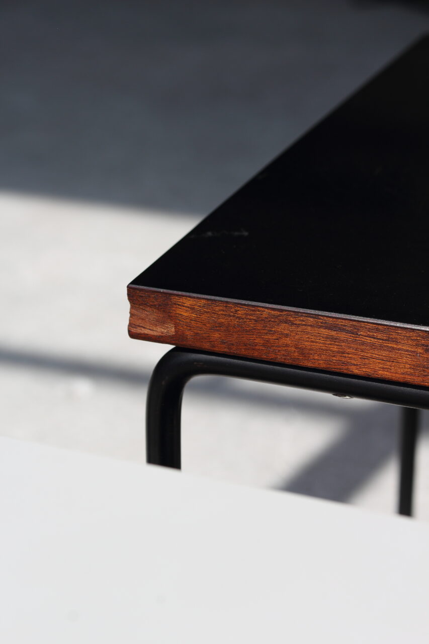 PIERRE GUARICHE / ‘VOLANTE’ TABLE