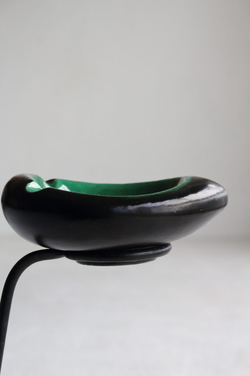 VINTAGE CERAMIC STANDING ASHTRAY