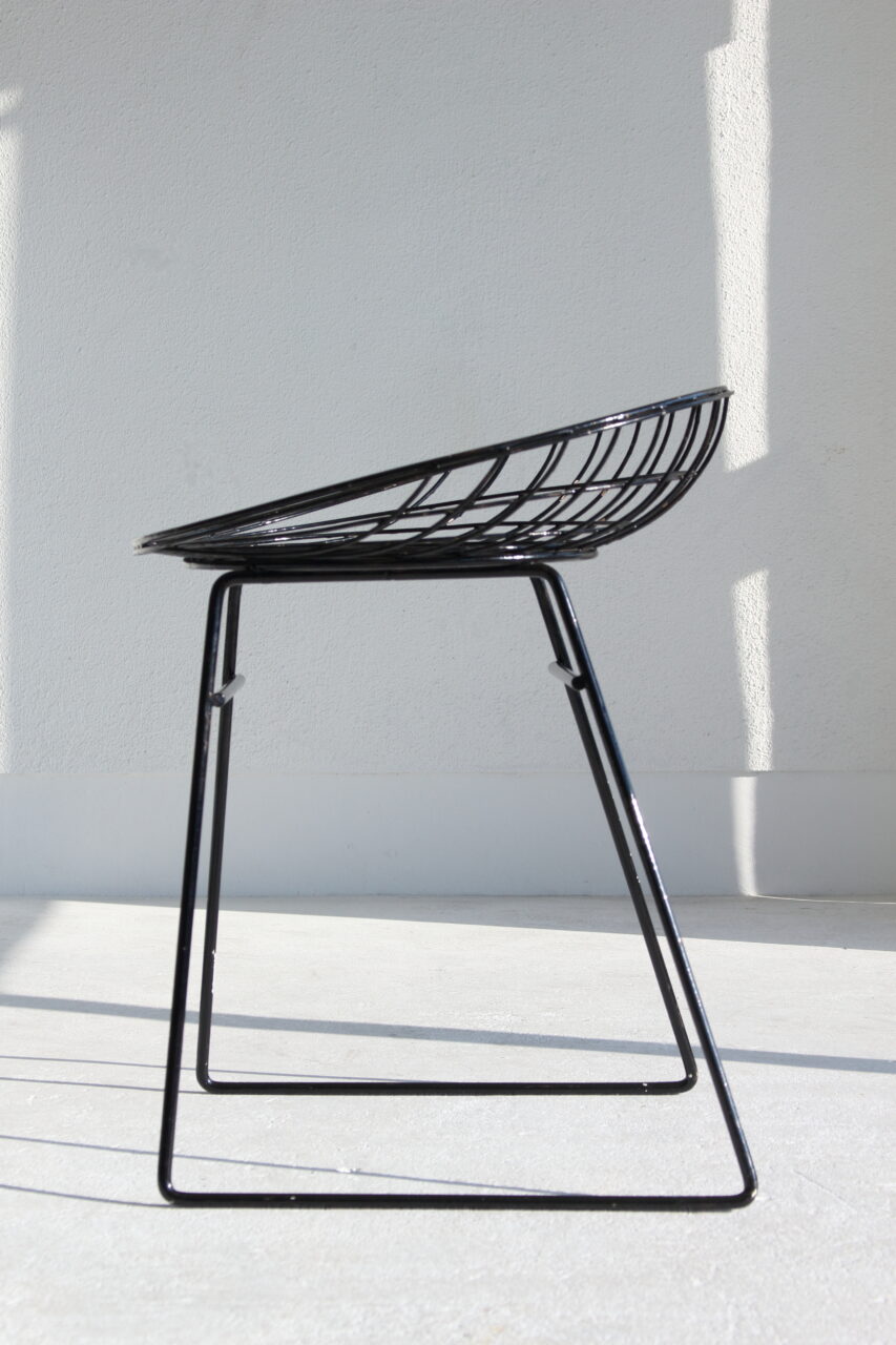 CEES BRAAKMAN / KM05 WIRE STOOL