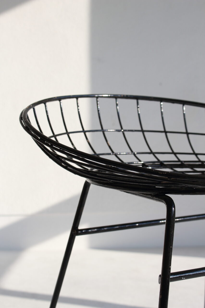 CEES BRAAKMAN / KM05 WIRE STOOL