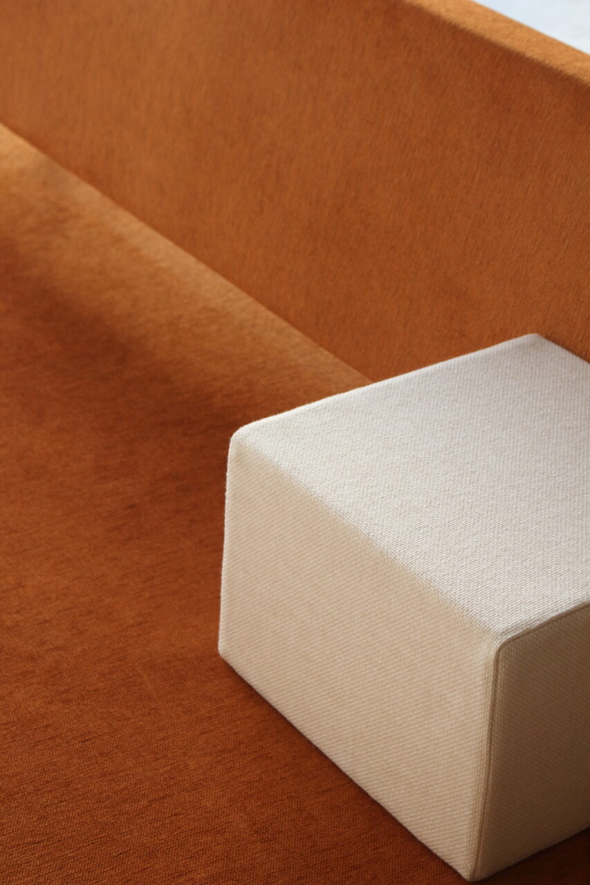 ROB PARRY / DAYBED-SOFA