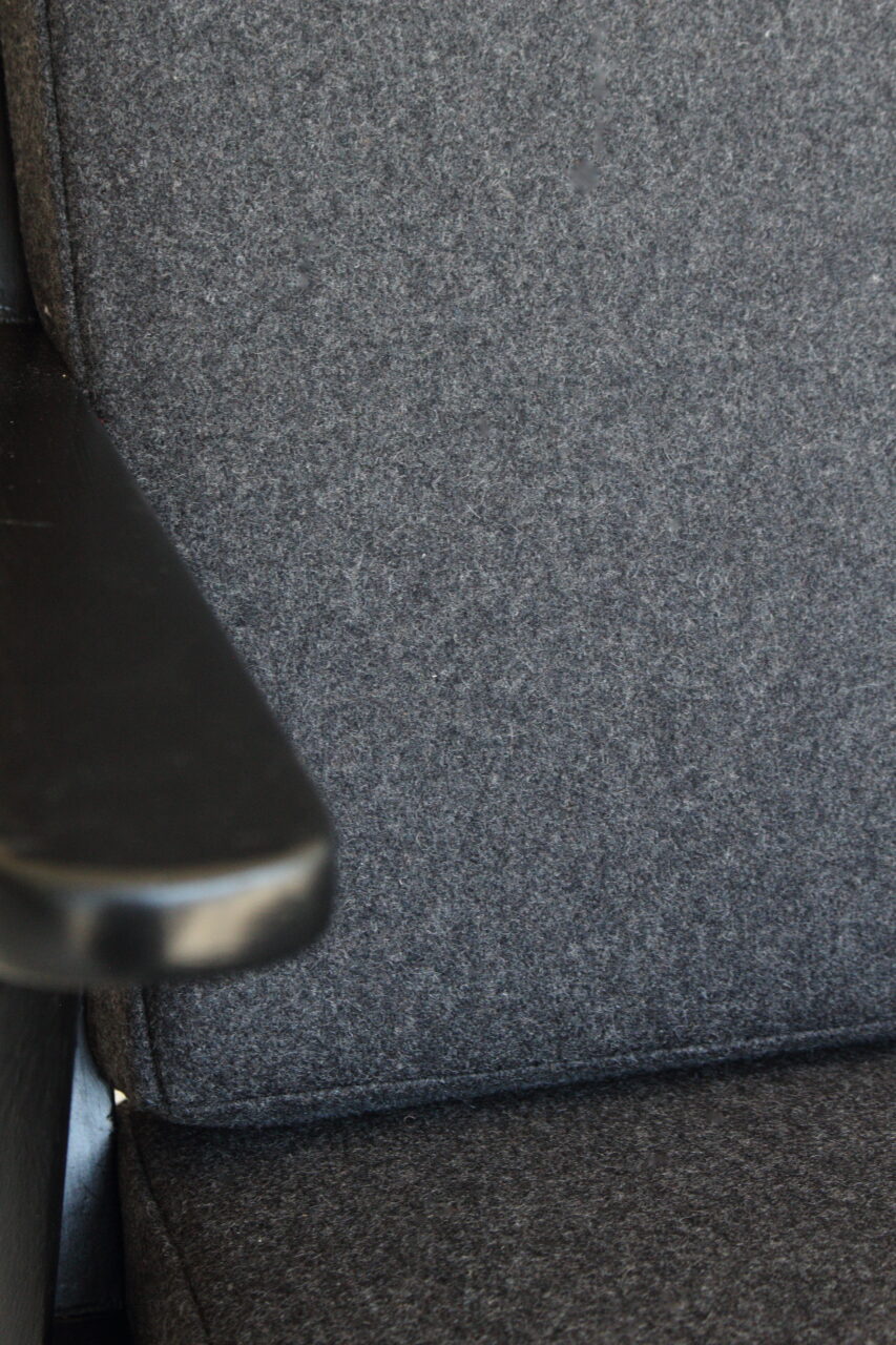 ROB PARRY / EASY CHAIR