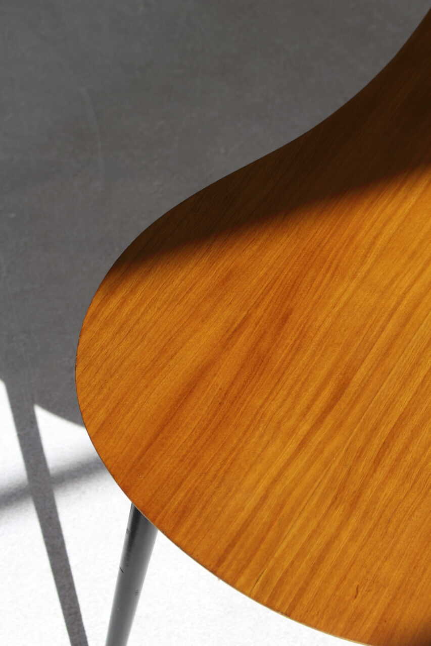 VINTAGE KIDNEY COFFEE TABLE