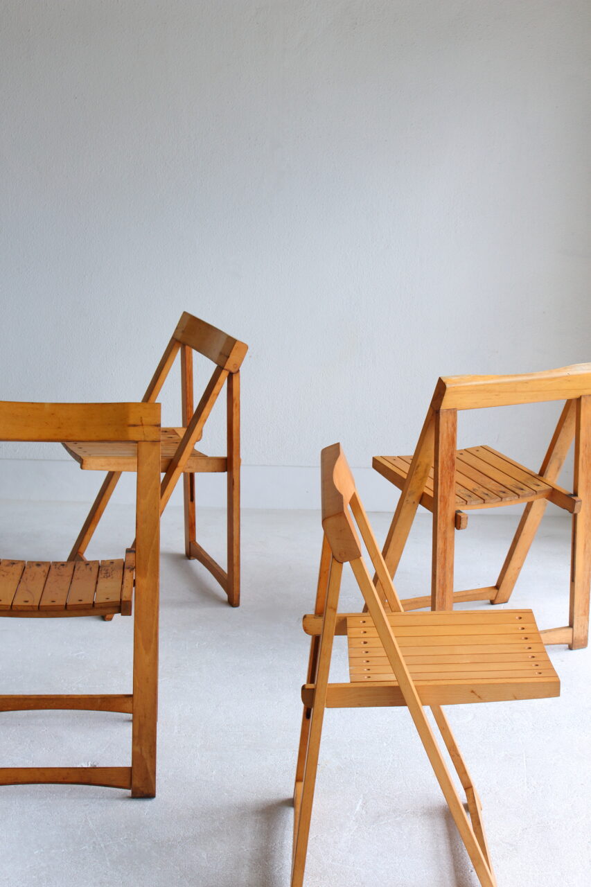 ALDO JACOBER / FOLDING CHAIRS