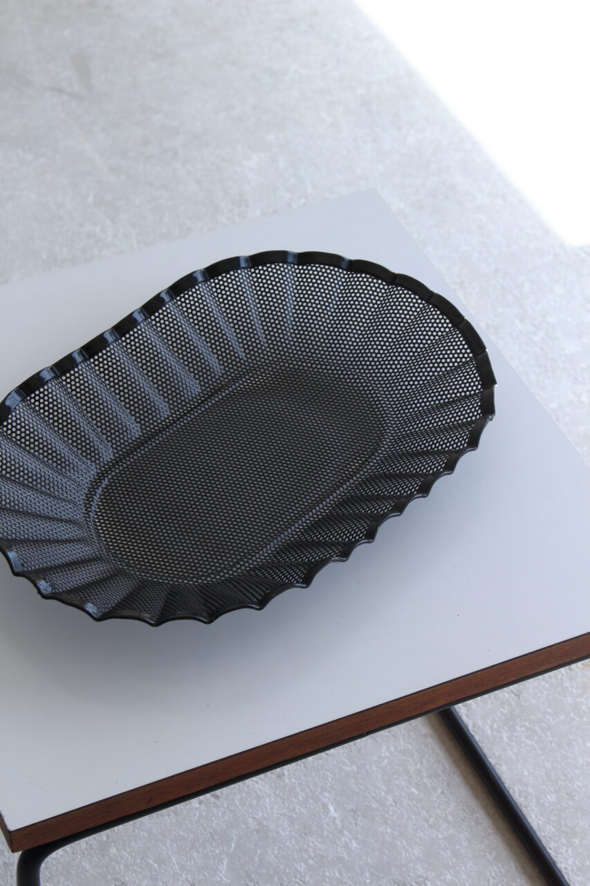 MATHIEU MATÉGOT / TRAY 