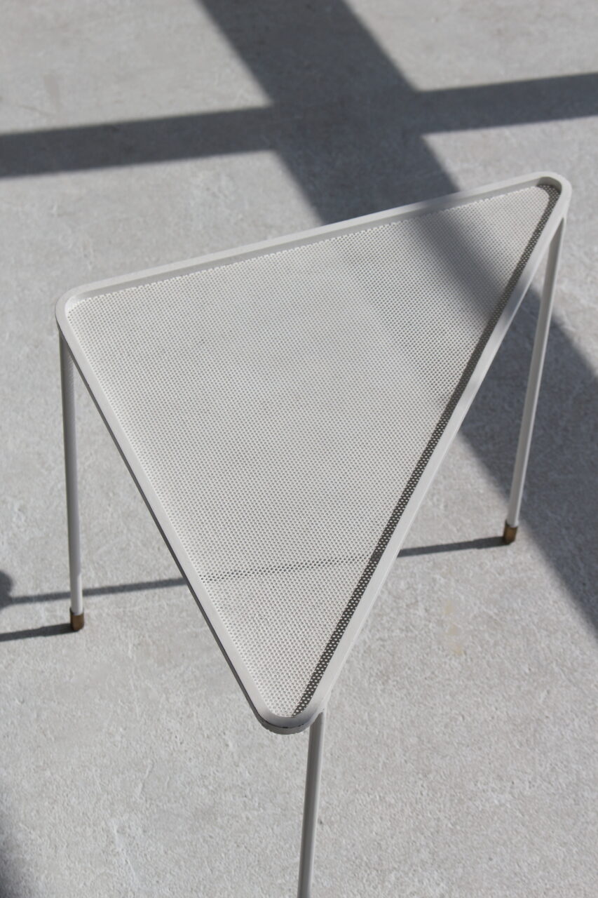MATHIEU MATÉGOT / TRIANGLE SIDE TABLE