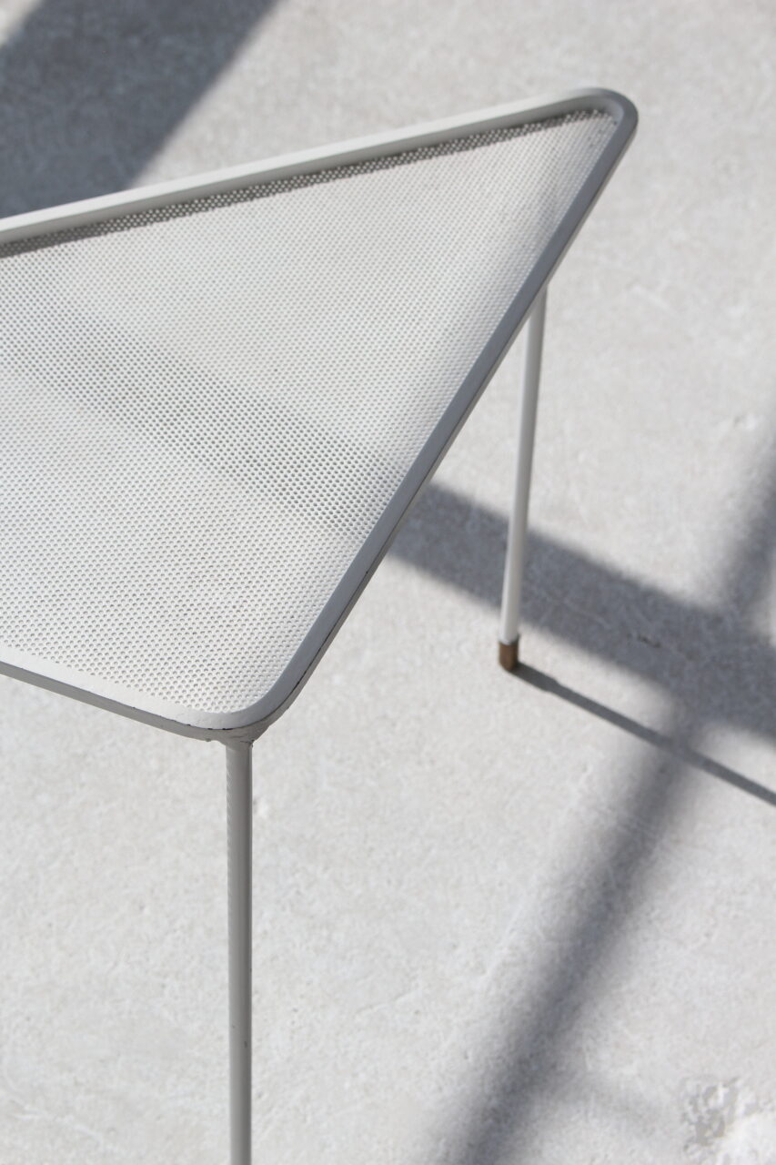 MATHIEU MATÉGOT / TRIANGLE SIDE TABLE
