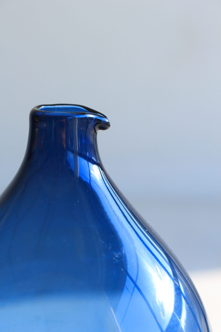 TIMO SARPANEVA / BIRD BOTTLE