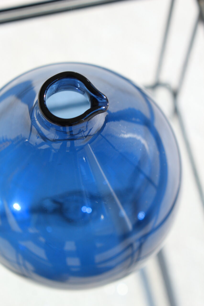 TIMO SARPANEVA / BIRD BOTTLE