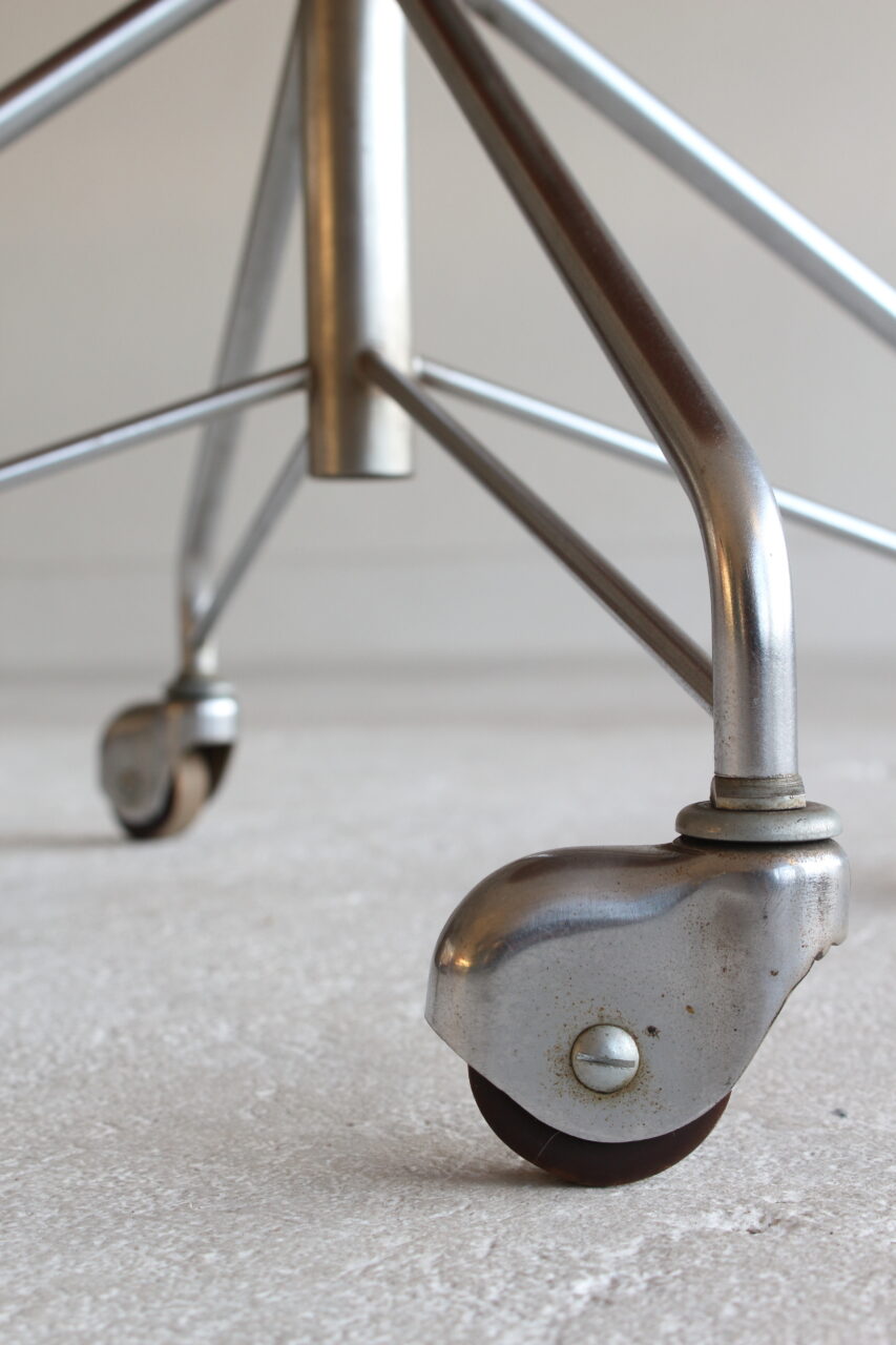 ARNE JACOBSEN / ‘MODEL 3117’ CHAIR