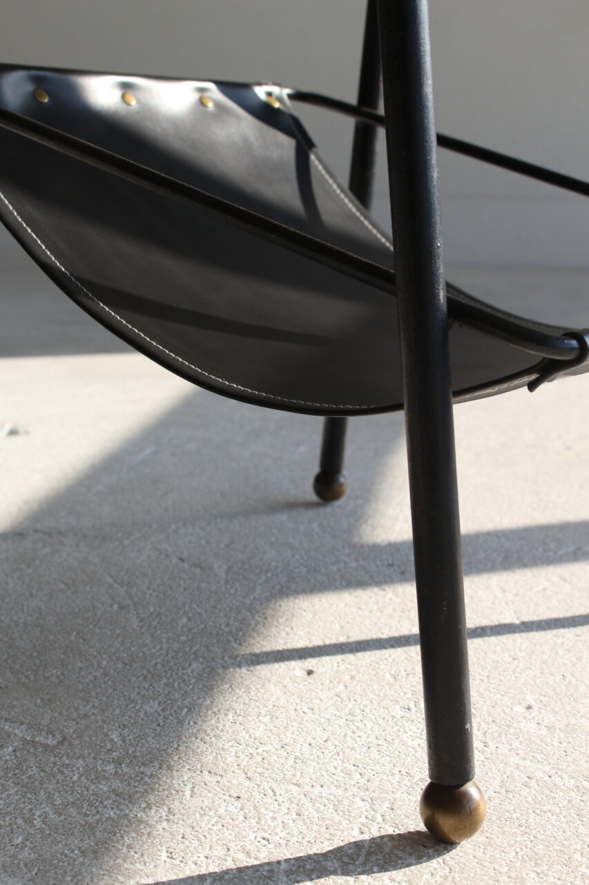 JACQUES ADNET / SIDE TABLE WITH MAGAZINE RACK