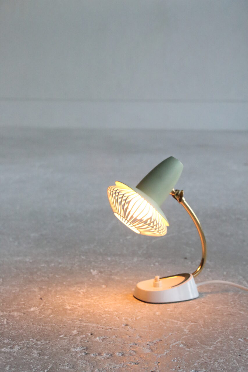 VINTAGE SMALL DESK LAMP