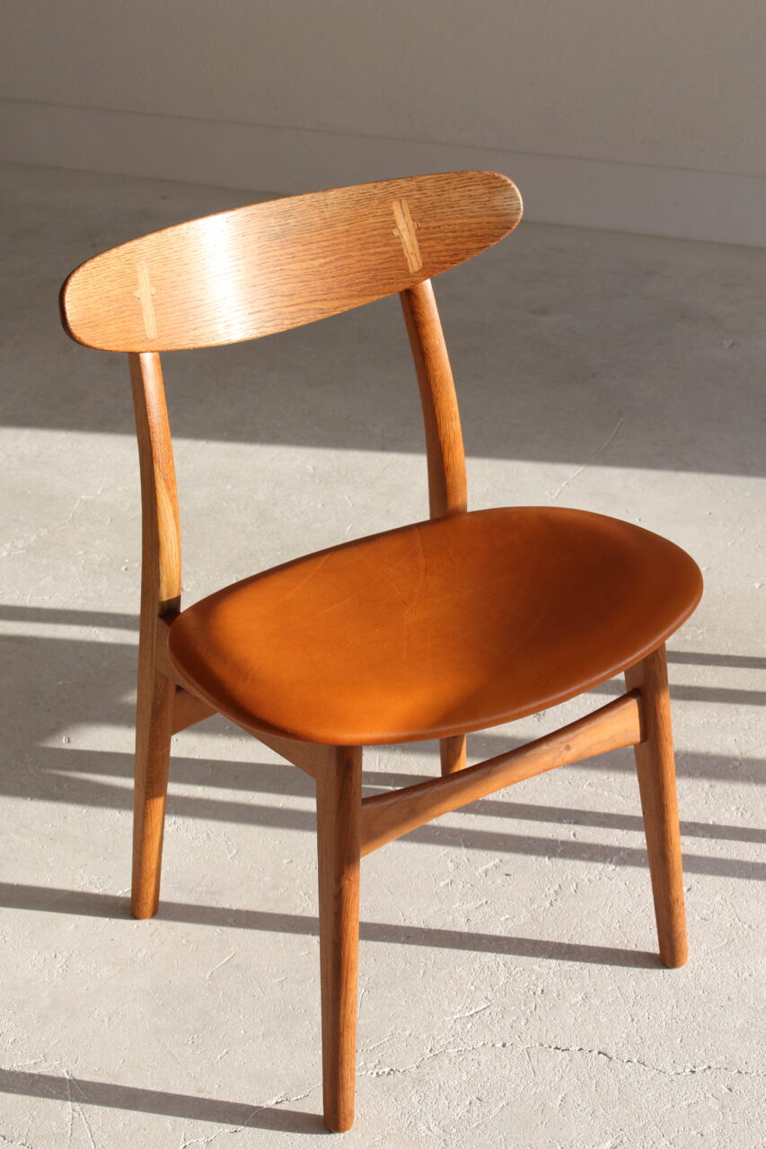HANS J. WEGNER / CH30 DINING CHAIR