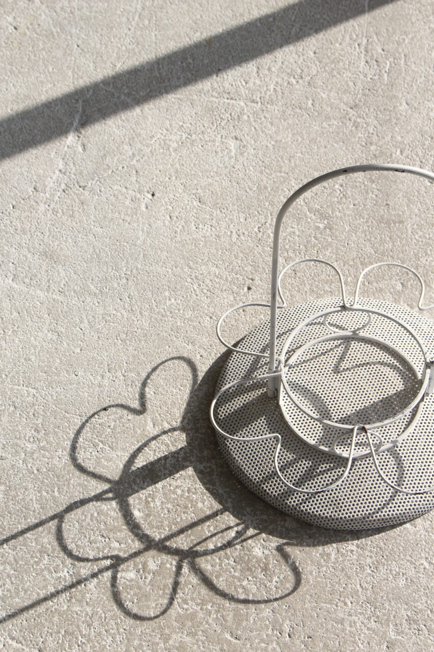 MATHIEU MATÉGOT / BOTTLE & CUPS HOLDER