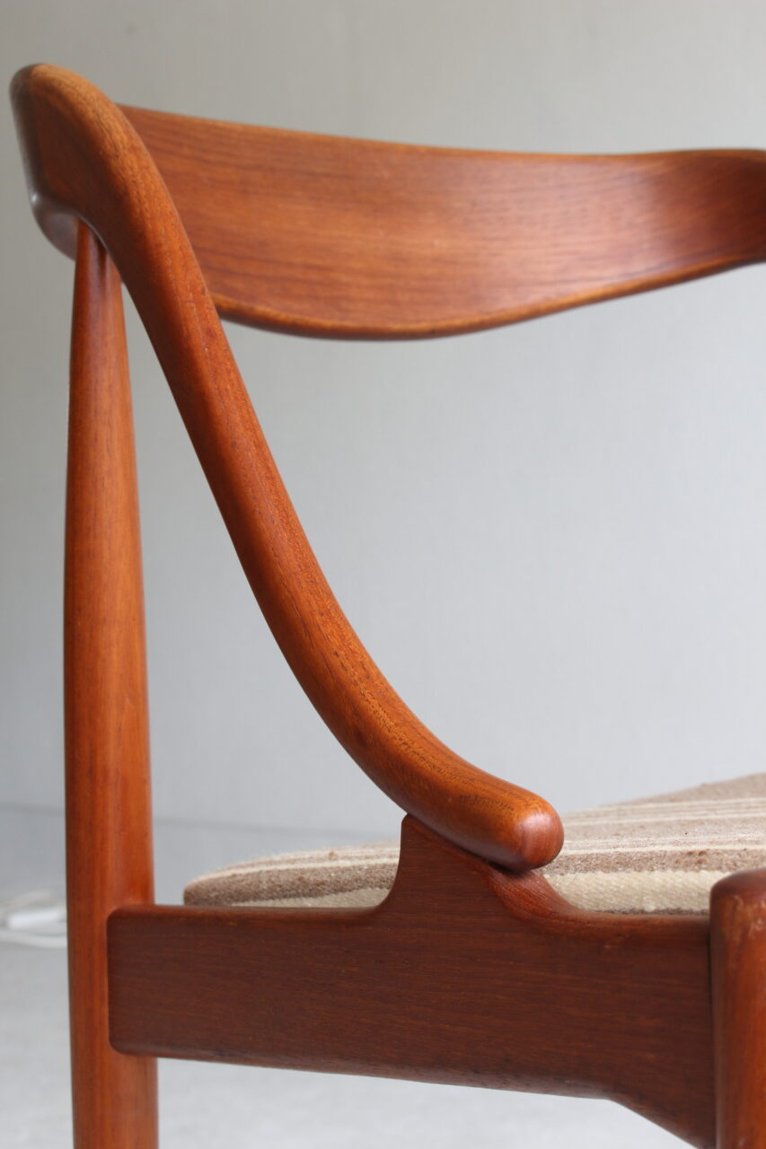 JOHANNES ANDERSEN / DINING CHAIR