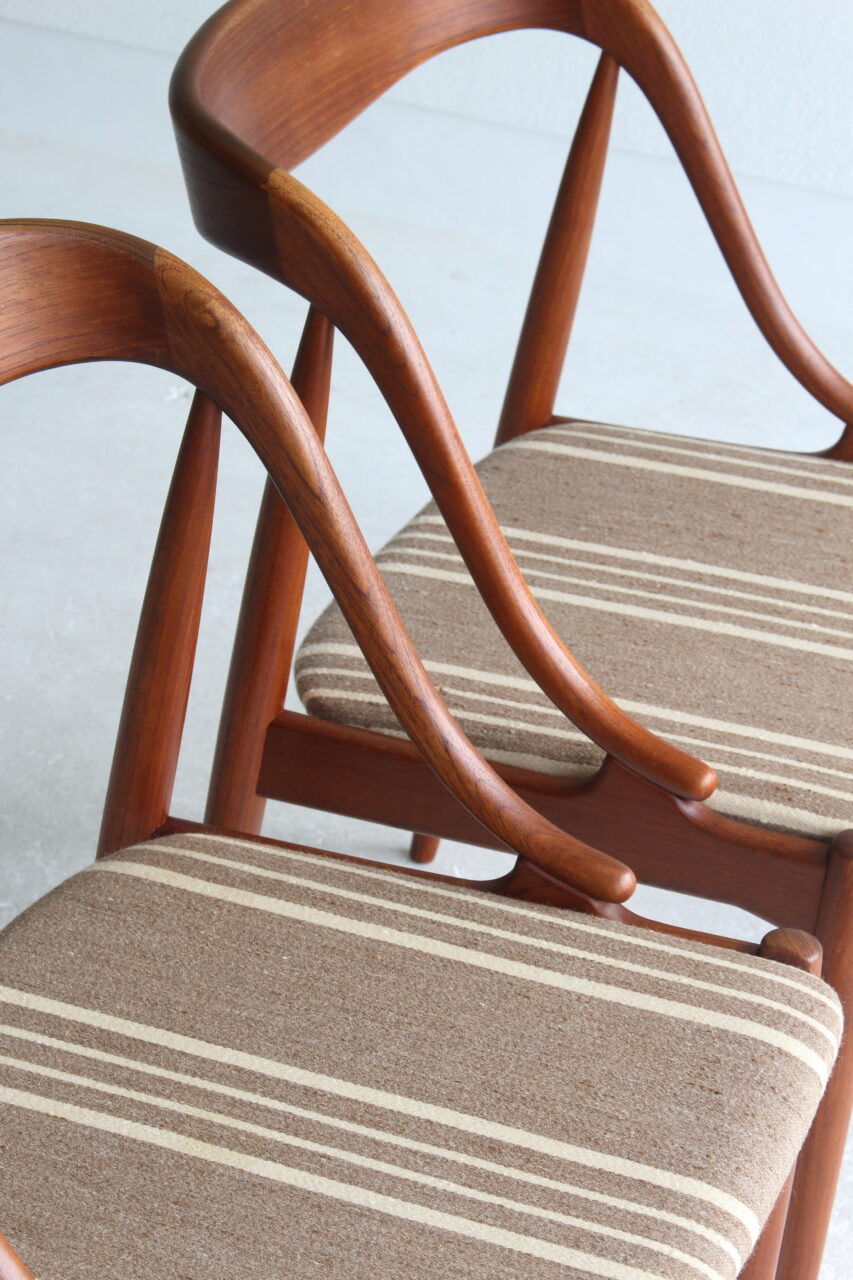 JOHANNES ANDERSEN / DINING CHAIR