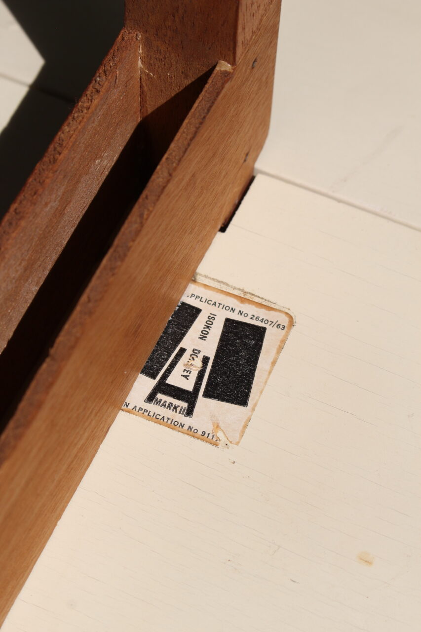 ERNEST RACE / PENGUIN DONKEY MARK Ⅱ
