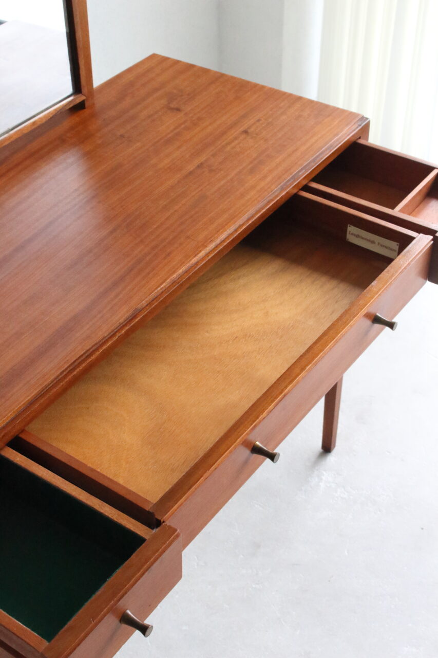 VINTAGE DRESSING TABLE