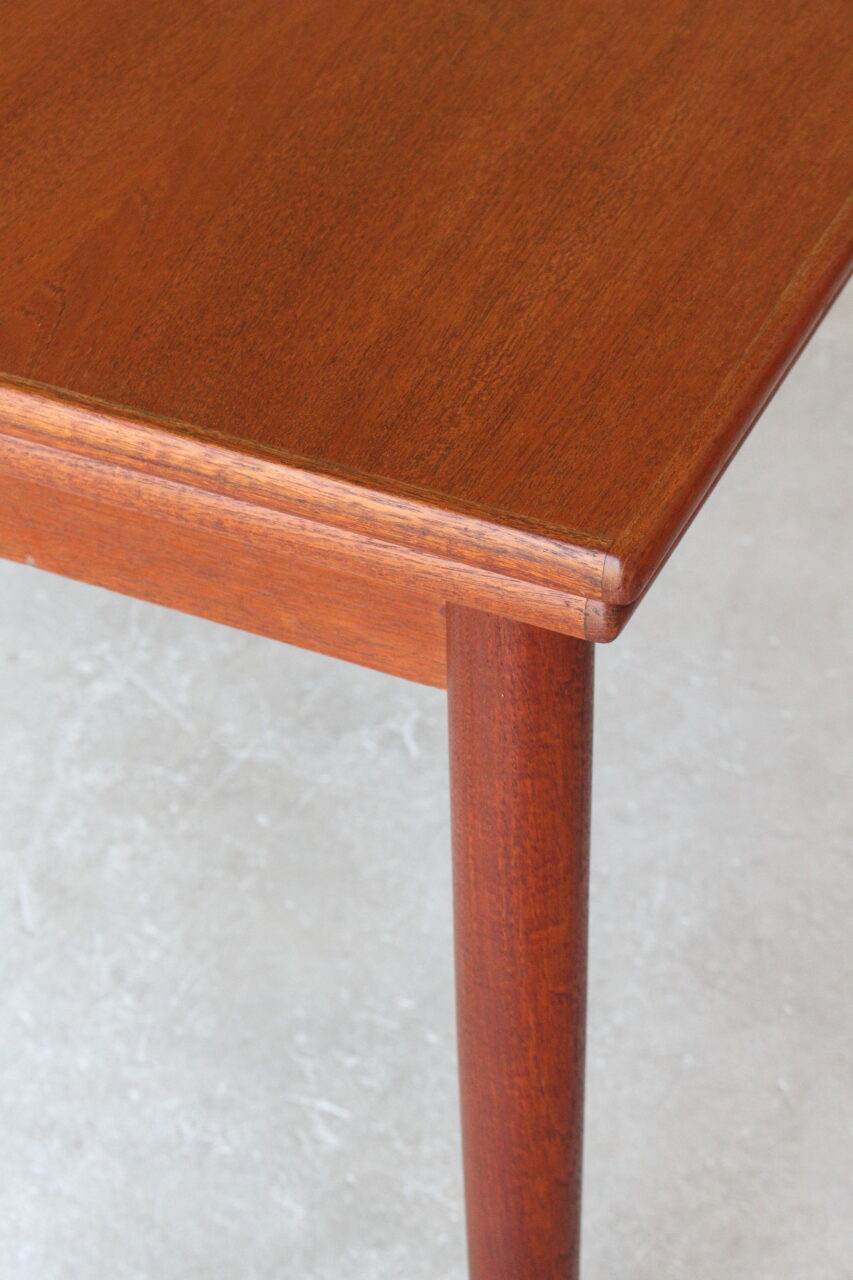 DANISH VINTAGE DINING TABLE