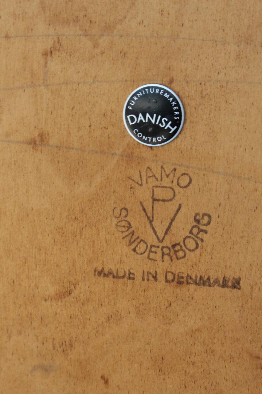 JOHANNES ANDERSEN / DINING CHAIRS